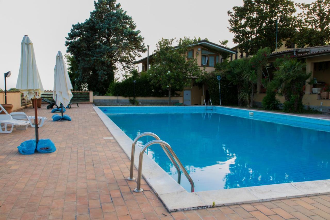 Rea Villa Coltodino ภายนอก รูปภาพ