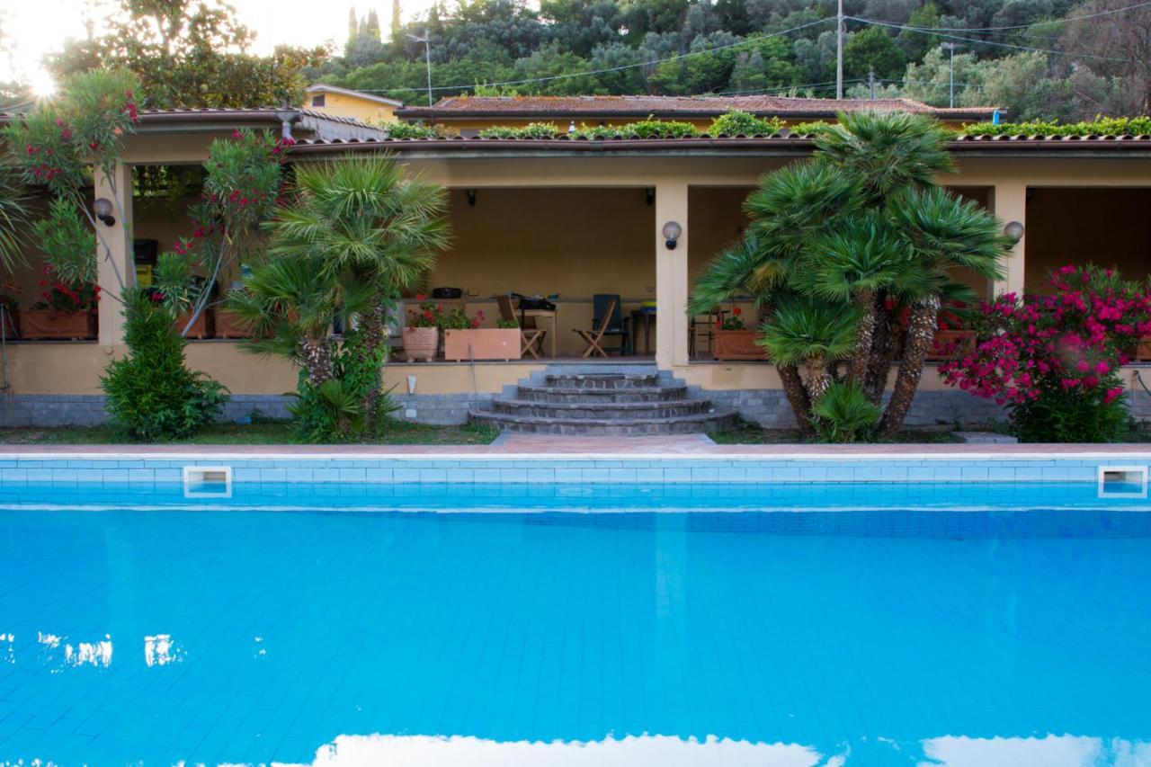 Rea Villa Coltodino ภายนอก รูปภาพ